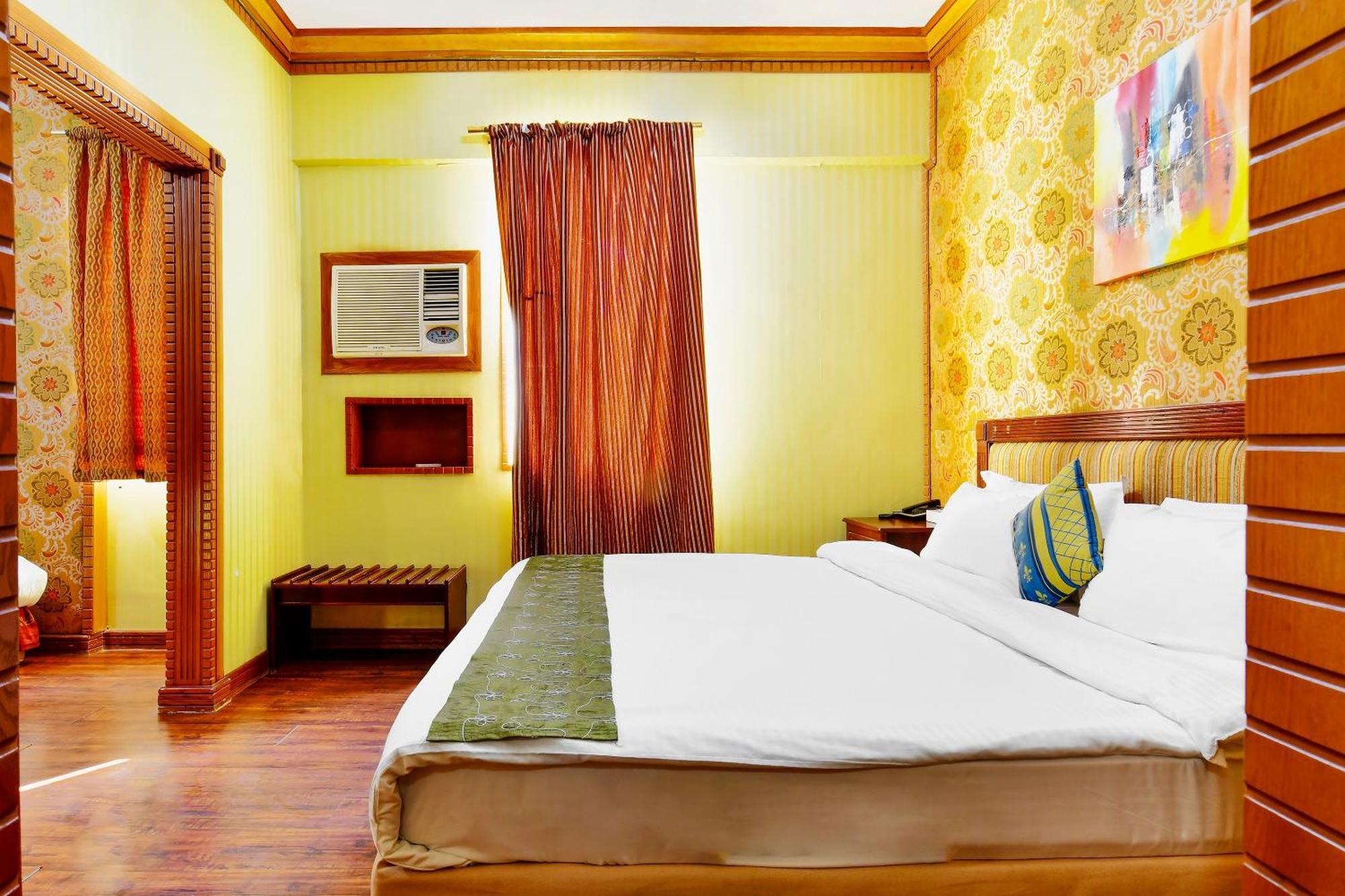 Capital O 125 Moon Plaza Hotel Manama